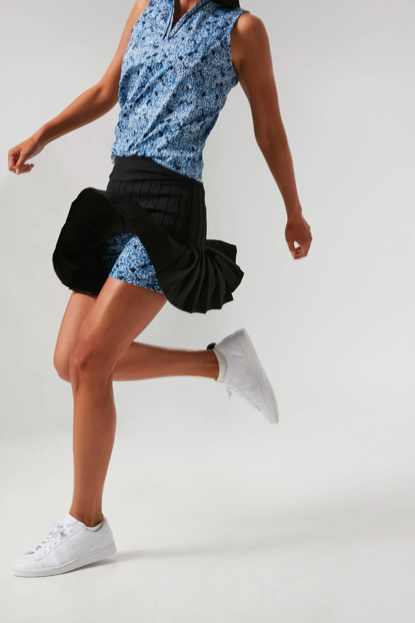 Black And Hydrangea 15 Inch Williams Tennis Skirt 2 Black And Hydrangea 15 Inch Williams Tennis Skirt - Image 2