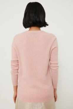 Soft Pink Cashmere V-Neck Sweater 9 Soft Pink Cashmere V-Neck Sweater -Loeffler Randall Store 5lIXbkcFgSlYcMzhiiPUzLBZui5x8sAA 1