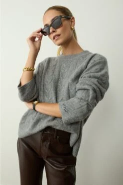 Gucci Havana Lettering Cat Eye Sunglasses