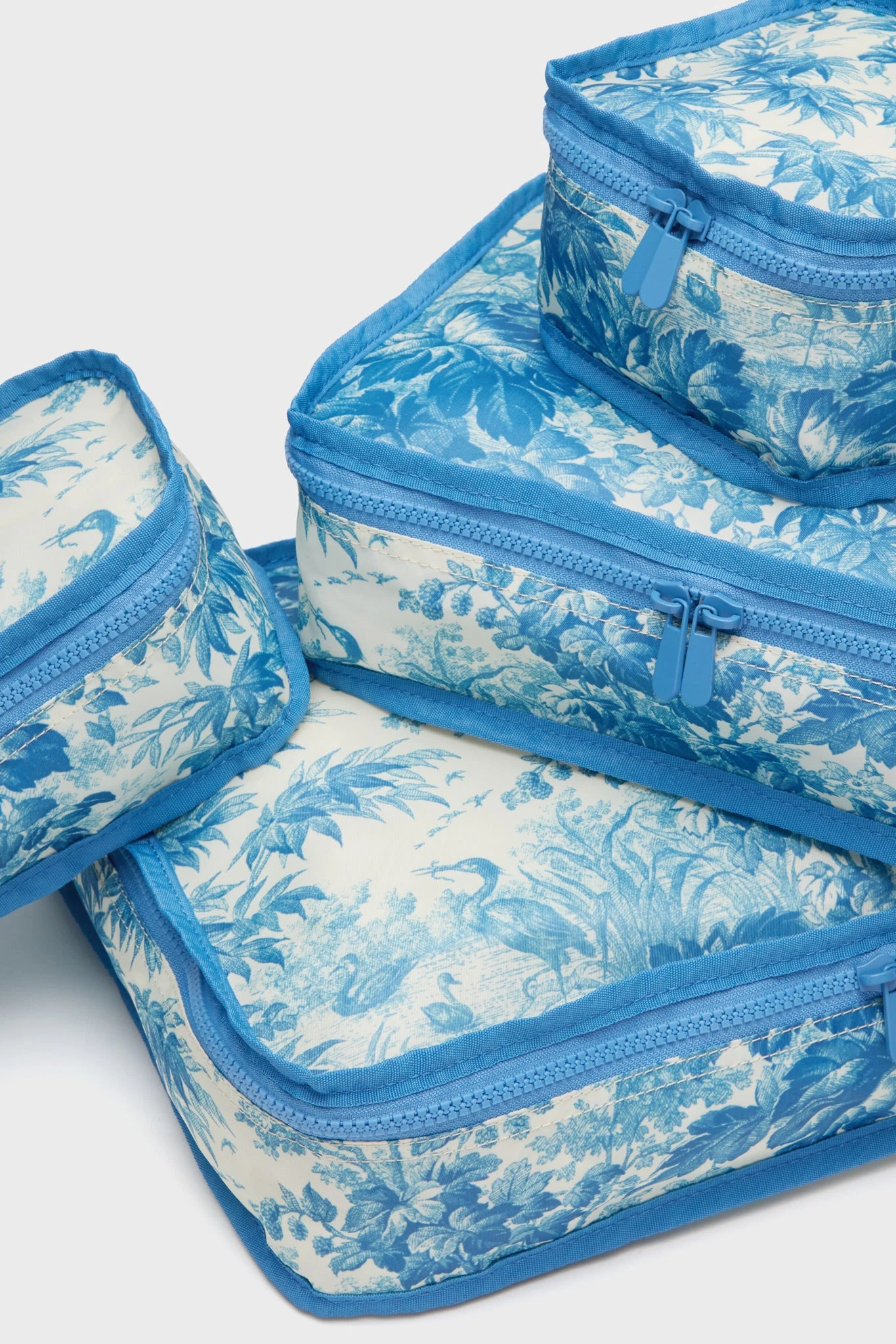 Misty Blue Toile Packing Cubes 3 Misty Blue Toile Packing Cubes - Image 3