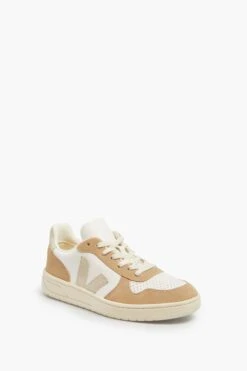 Veja Extra White Natural Sahara V-10 Sneakers