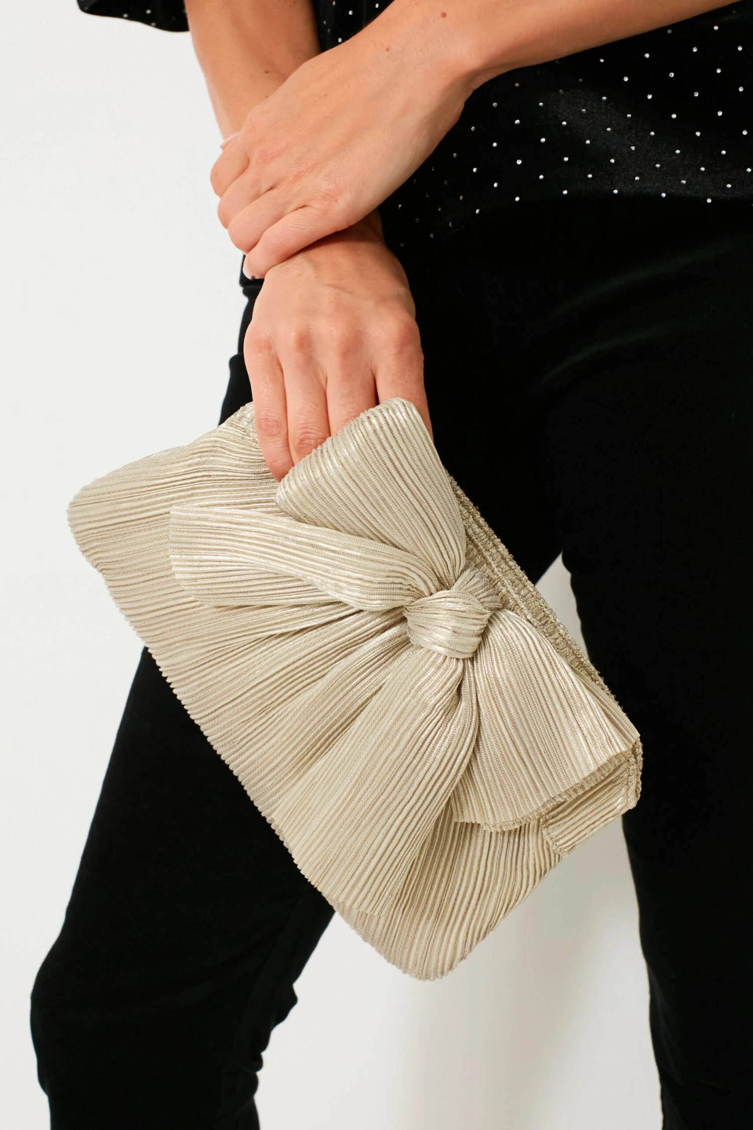 Loeffler Randall Platinum Rayne Pleated Frame Clutch 3 Loeffler Randall Platinum Rayne Pleated Frame Clutch - Image 3