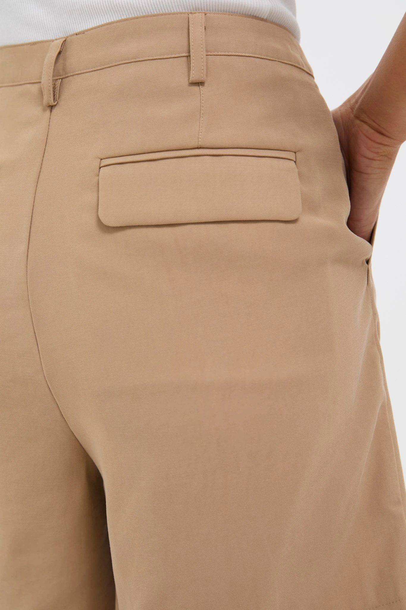 Khaki Pleated Felix Shorts 5 Khaki Pleated Felix Shorts - Image 5