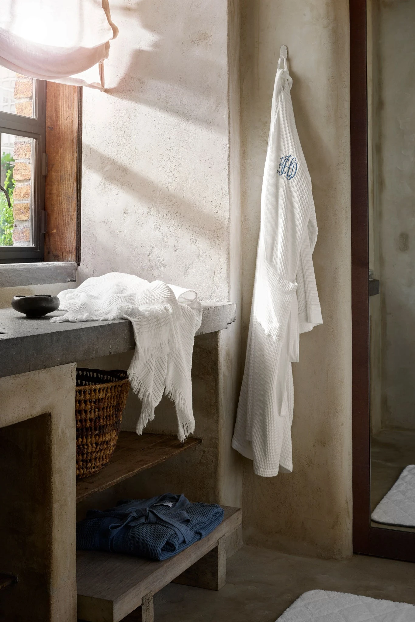 White Kiran Robe 2 White Kiran Robe - Image 2