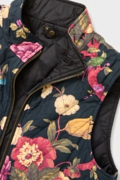 Black Barbour X Tuckernuck Reversible Paisley Liner -Loeffler Randall Store WTYCXMUnFMvxohVQfCar2GJKBZzxYIBw 1