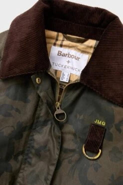 Archive Olive Barbour X Tuckernuck Beverly Wax Jacket 18 Archive Olive Barbour X Tuckernuck Beverly Wax Jacket -Loeffler Randall Store fqlIZ5wNDr7Vxw10kSi3o3IAtybvUmqe 1