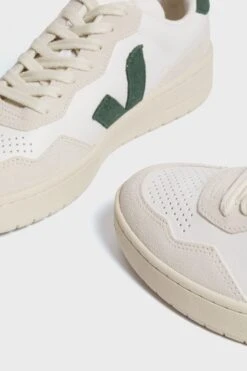 Veja Extra White Cyprus V-90 Sneakers -Loeffler Randall Store kWwQzWEyDpPNgsqEGLsb04PGGVclUTiI 1