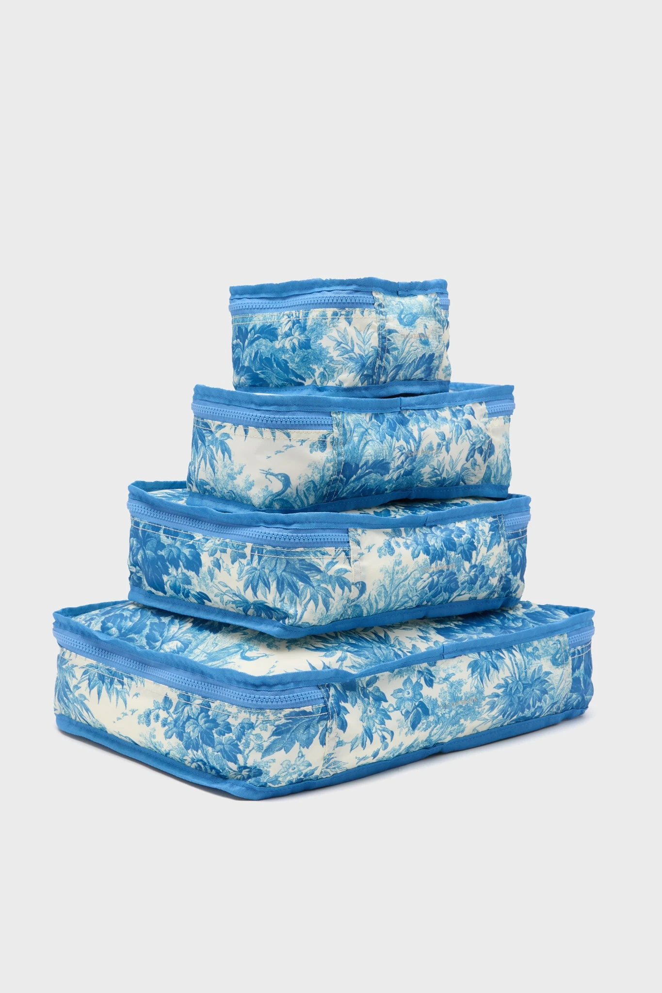 Misty Blue Toile Packing Cubes 2 Misty Blue Toile Packing Cubes - Image 2