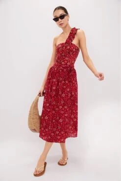 Vineyard Vines Gold Skinny Strap Flip Flops -Loeffler Randall Store o9CBxbDsMP3e6MUw1R2HodE4GGHS4tKq 1