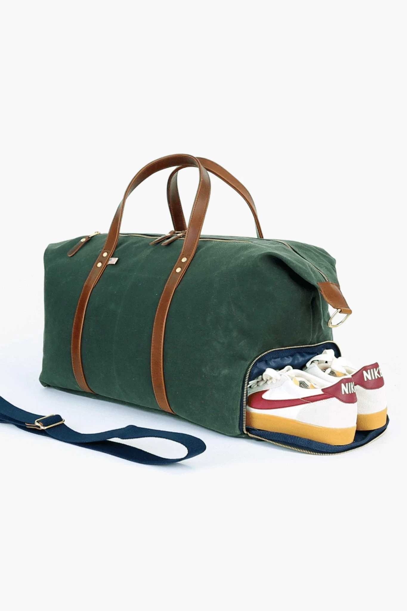 Hunter Green Waxed Canvas Heritage Weekender Duffel 2 Hunter Green Waxed Canvas Heritage Weekender Duffel - Image 2